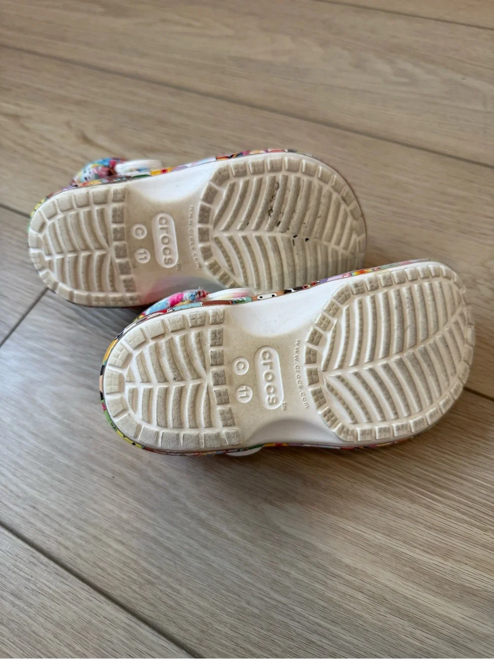 CROCS